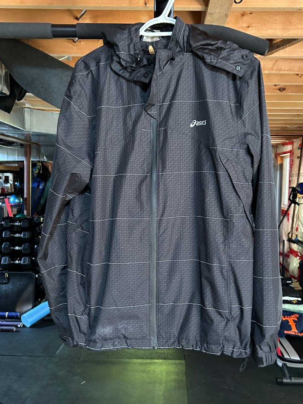 Asics Men’s Storm Shelter Running Jacket – Men’s Medium